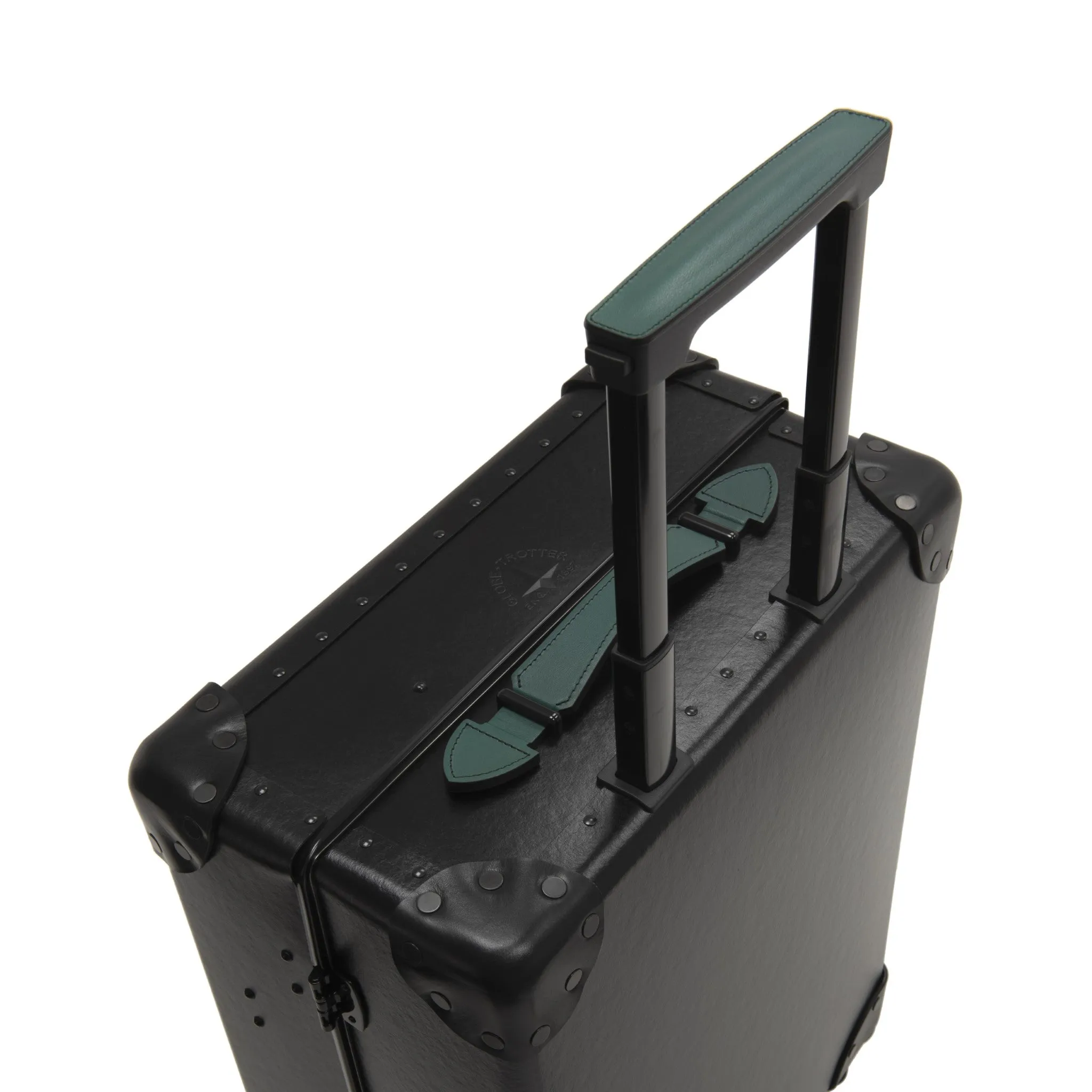 Aston Martin Aramco F1™ Team AMR24 · Carry-On - 4 Wheels | Black/Black/Black