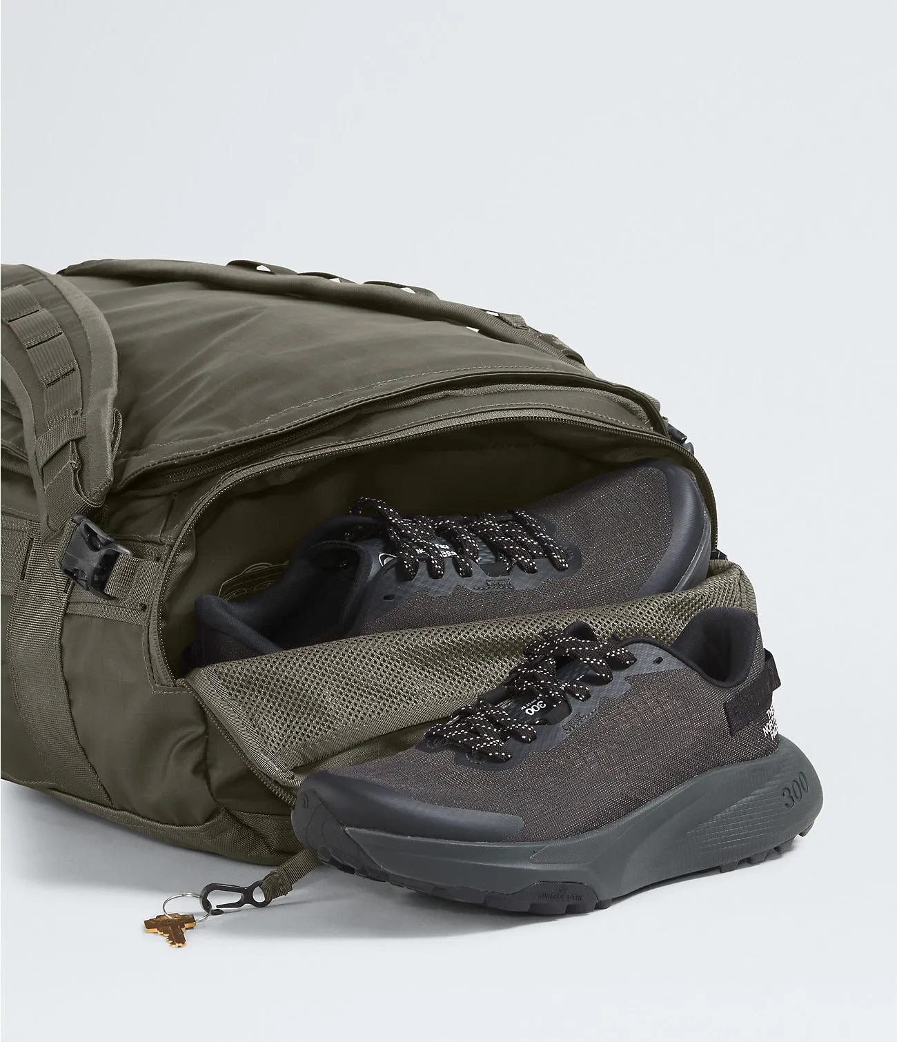 Base Camp Voyager Duffel-32L