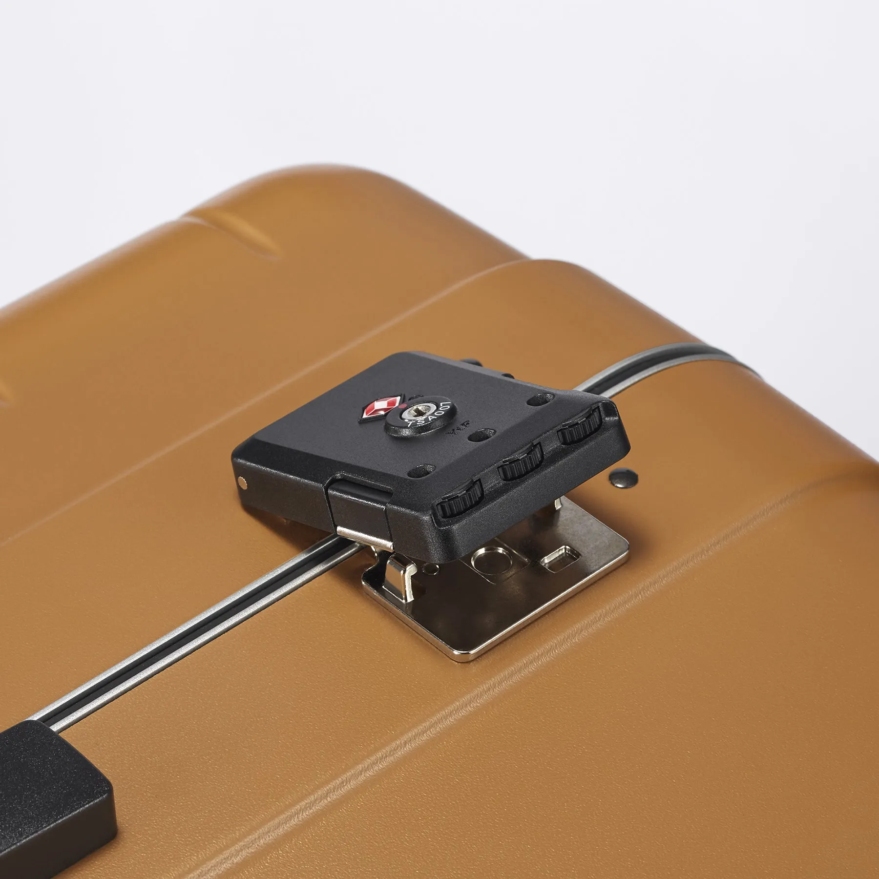 CHECKER FRAME Carry-On S