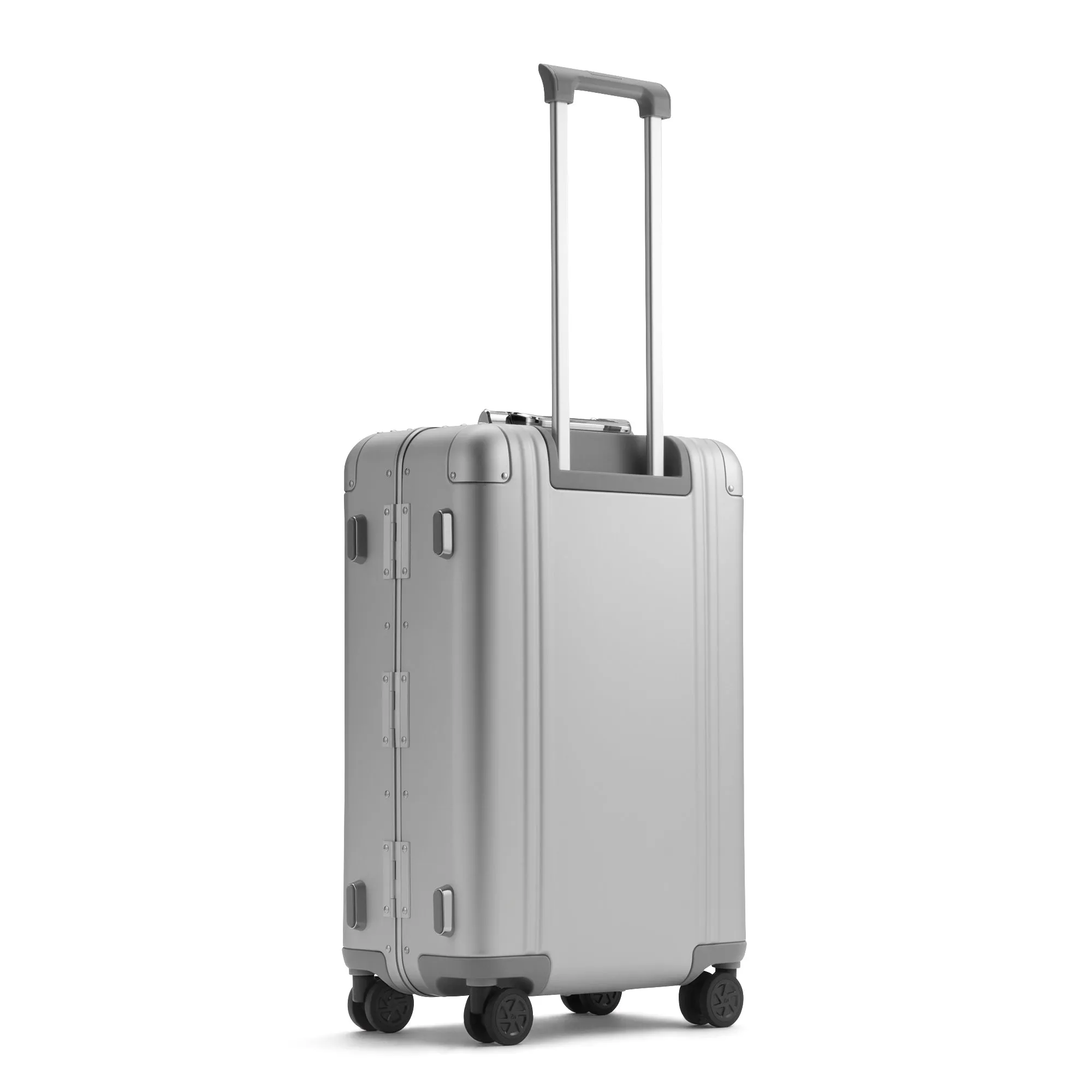Classic Aluminum 3.0 | Medium Travel Case 59L