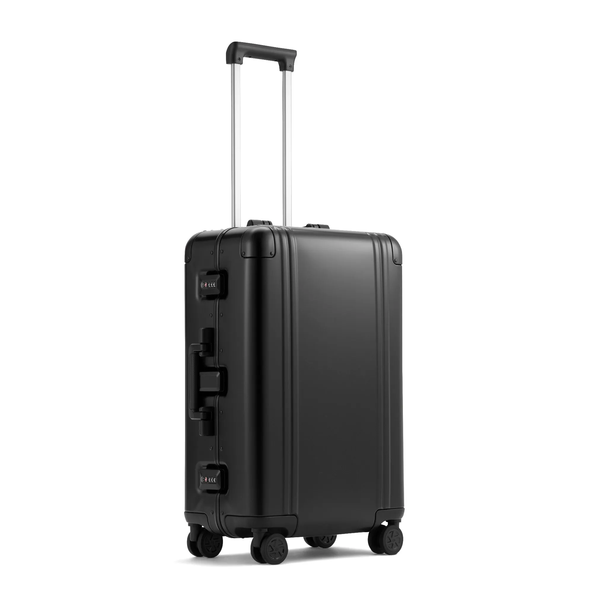 Classic Aluminum 3.0 | Medium Travel Case 59L