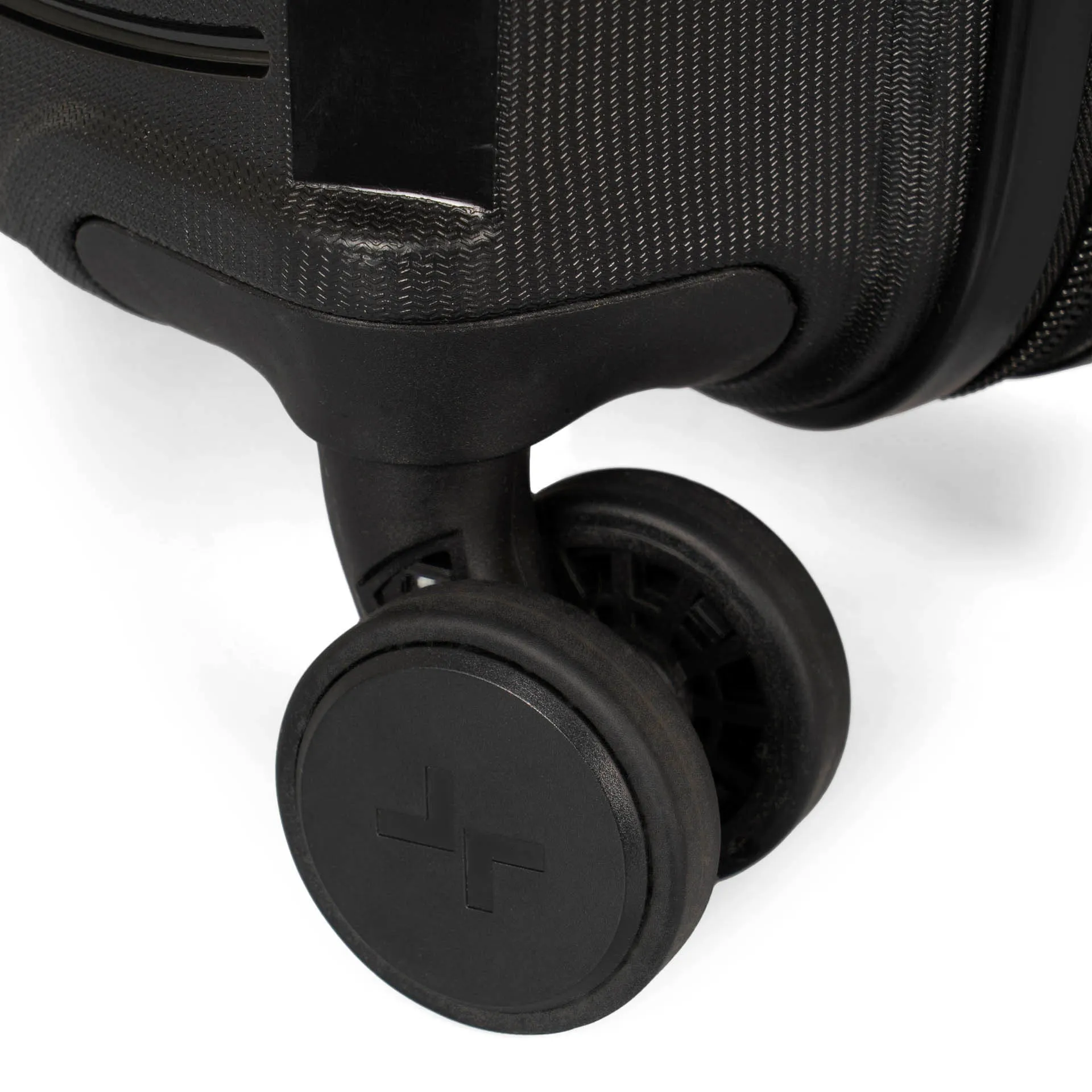 Dynamo Hardside 22" Carry-On Luggage