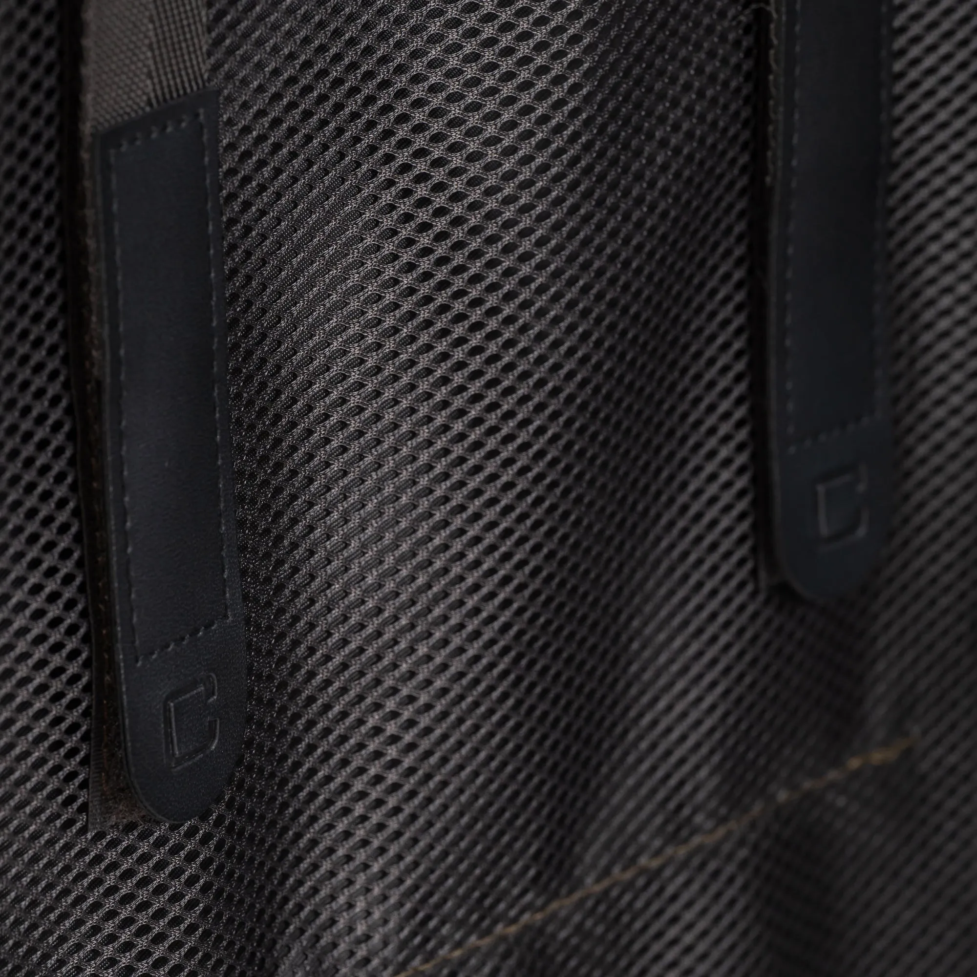 Elite / Aluminum Carry-on *Drop Ship*