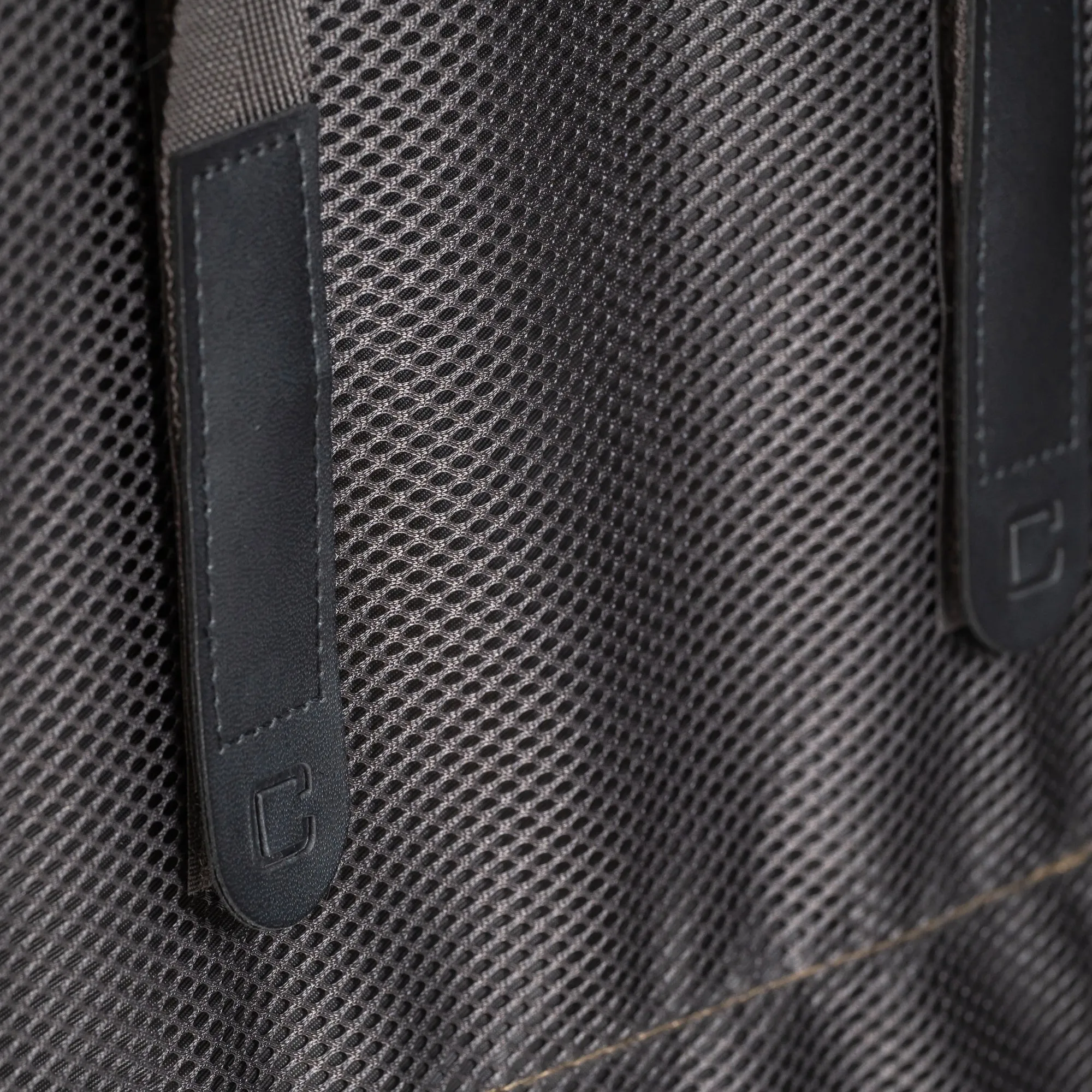 Elite / Aluminum Carry-on *Drop Ship*