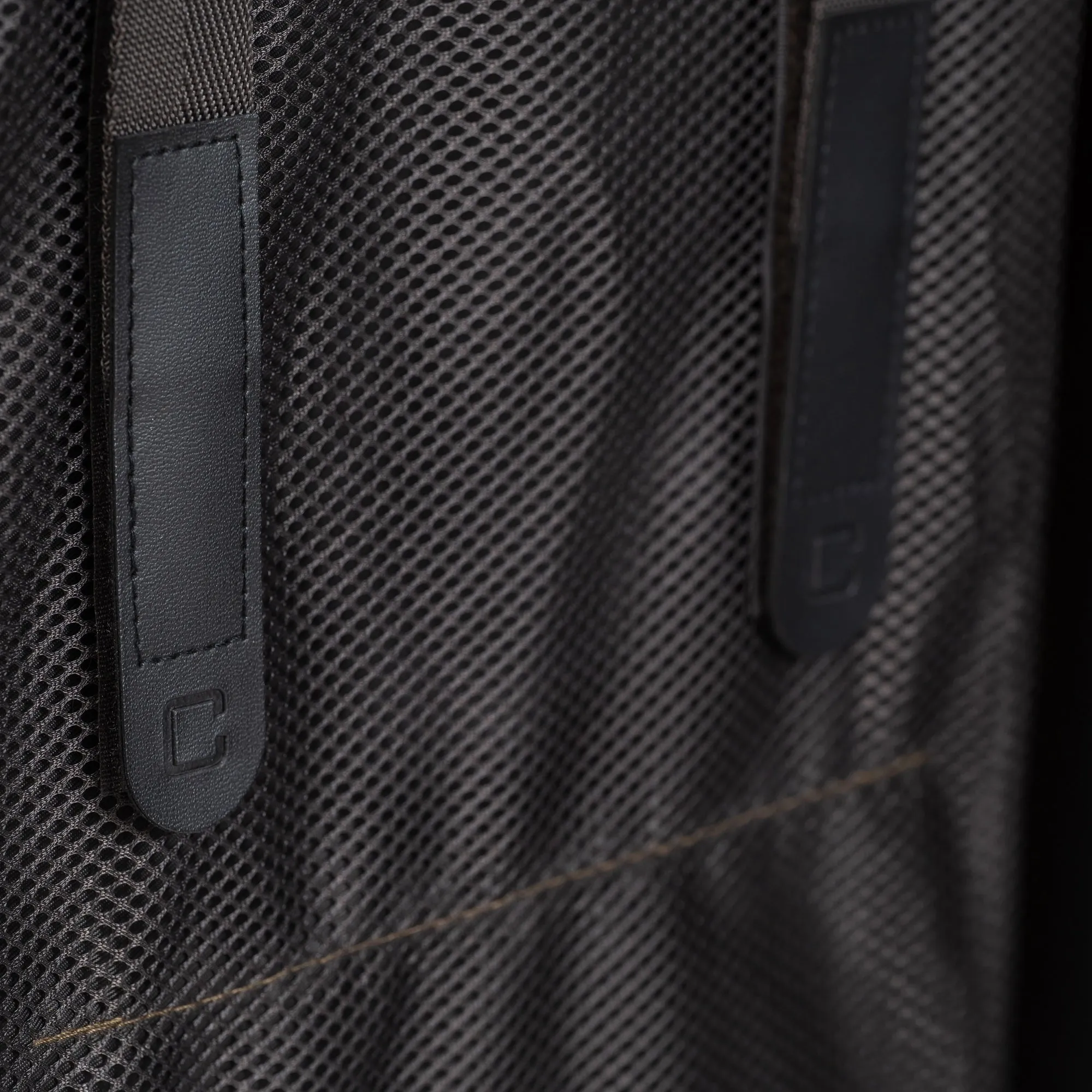 Elite / Aluminum Carry-on *Drop Ship*