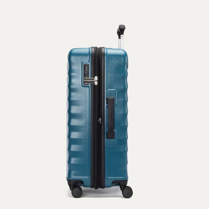 Maxlite Air V2 Medium Check-In Hardside Spinner