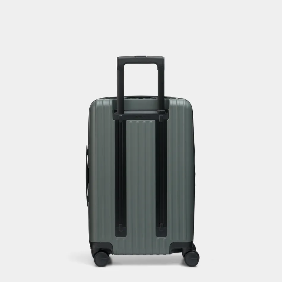 Nomatic Method Luggage Carry-On