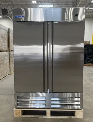 Reach In 55'' wide Two Door Refrigerator Commercial Refrigerator 46 Cu.ft Cooler