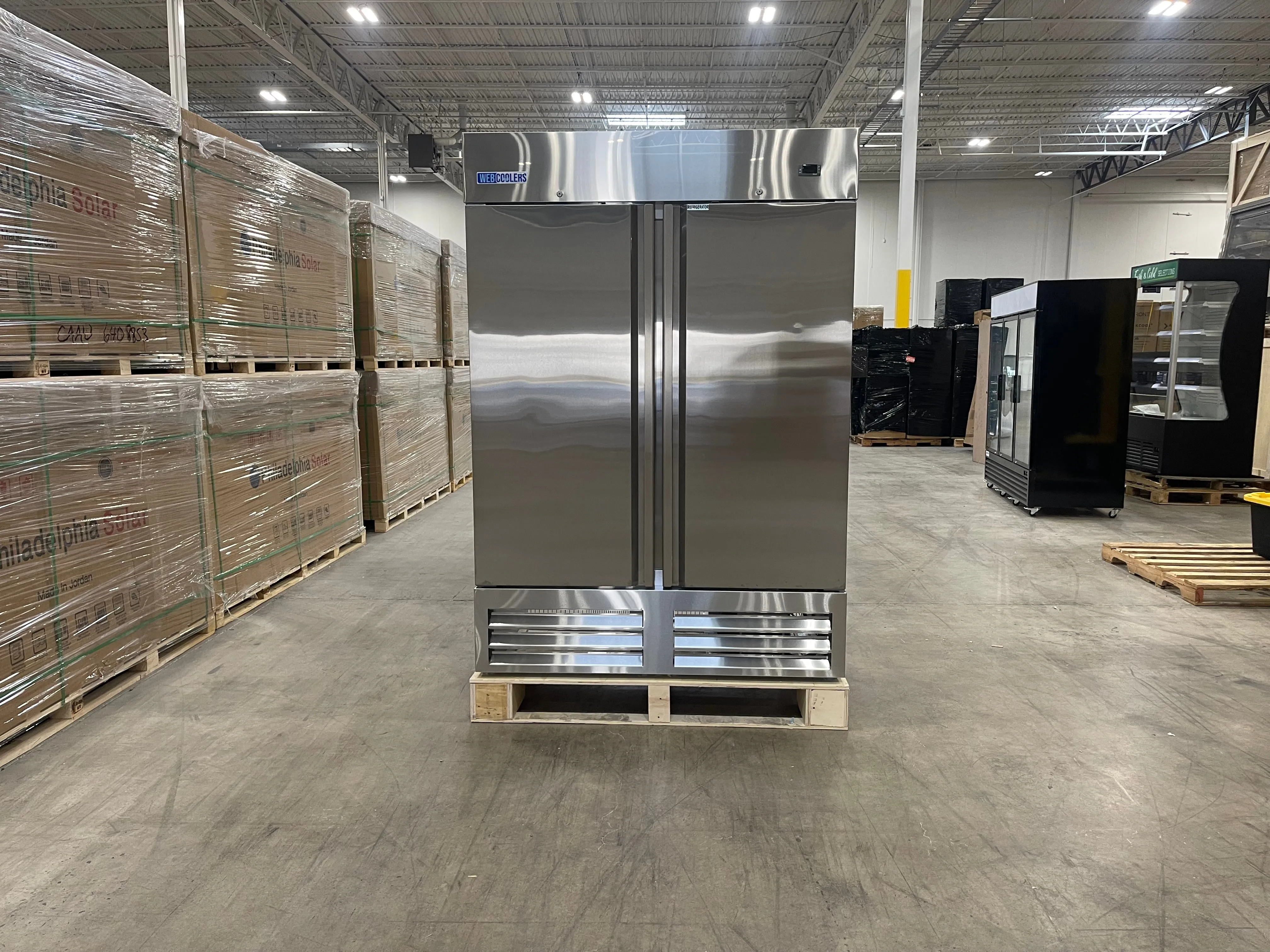 Reach In 55'' wide Two Door Refrigerator Commercial Refrigerator 46 Cu.ft Cooler