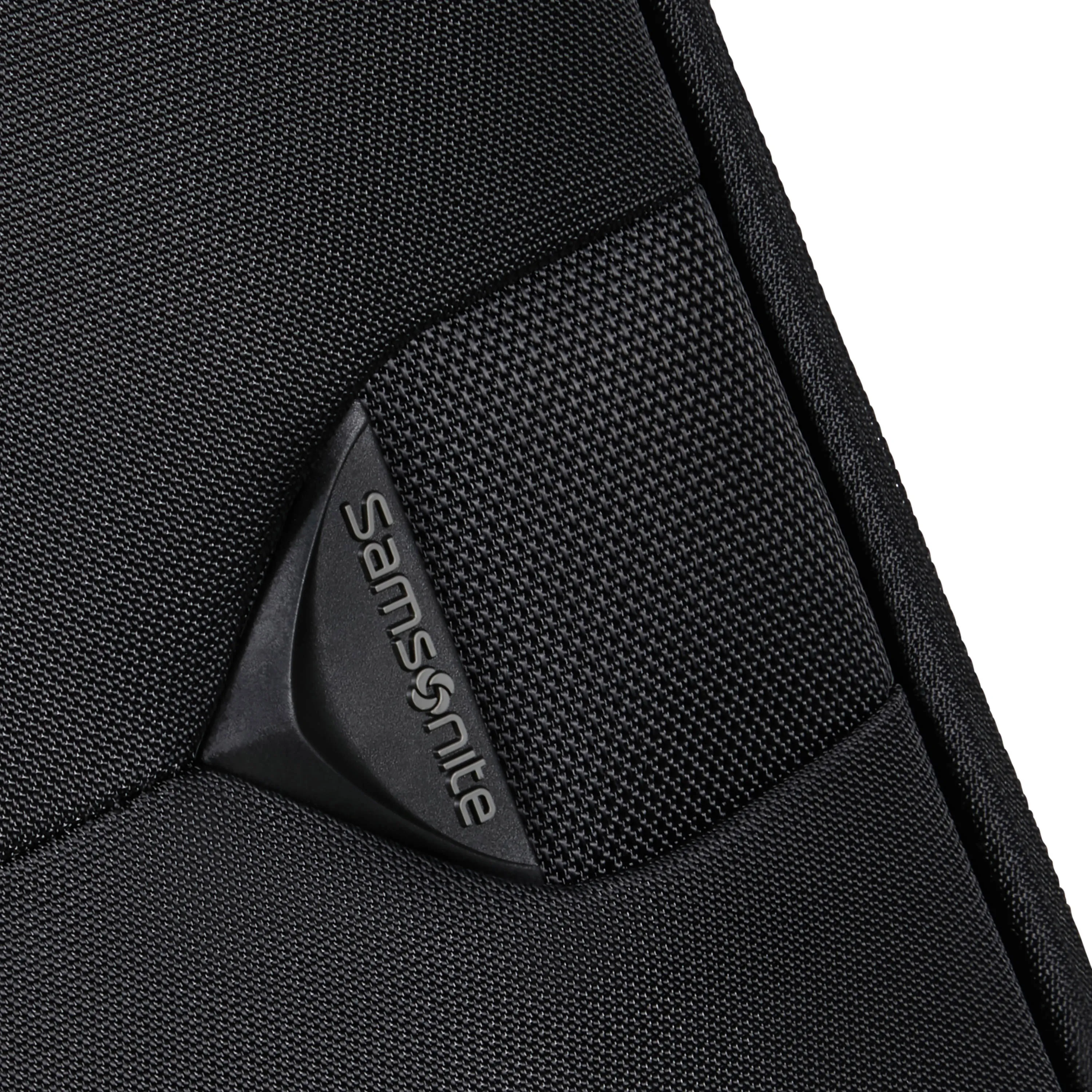 Samsonite Urbify Expandable Spinner Medium Luggage