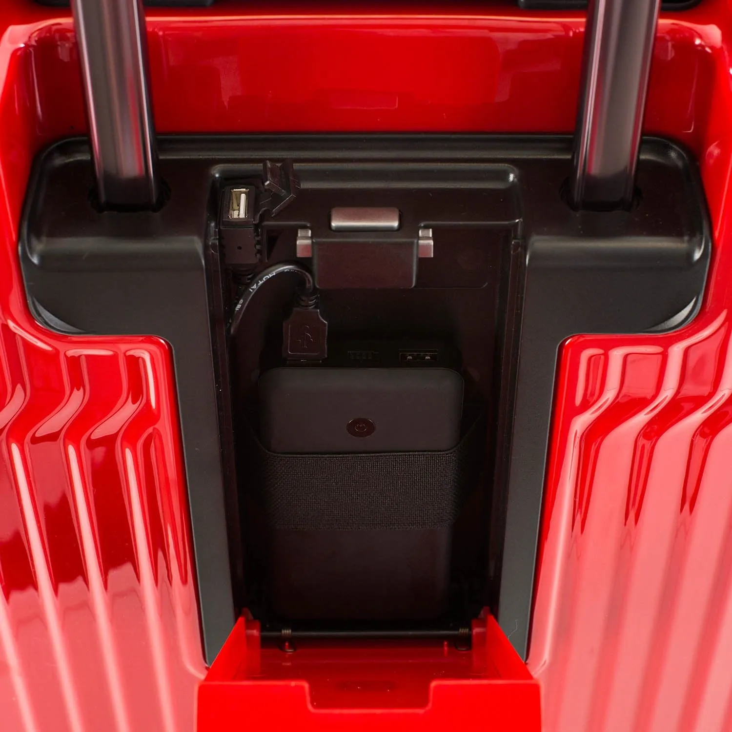 Tekno 21 Inch Carry-on - Red