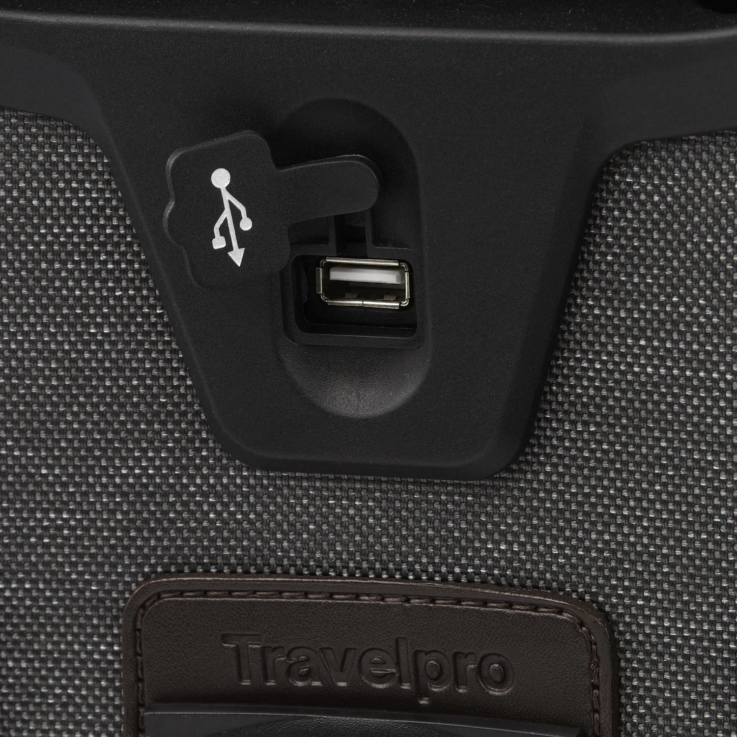 Travelpro Platinum Elite International Expandable Carry-On Spinner