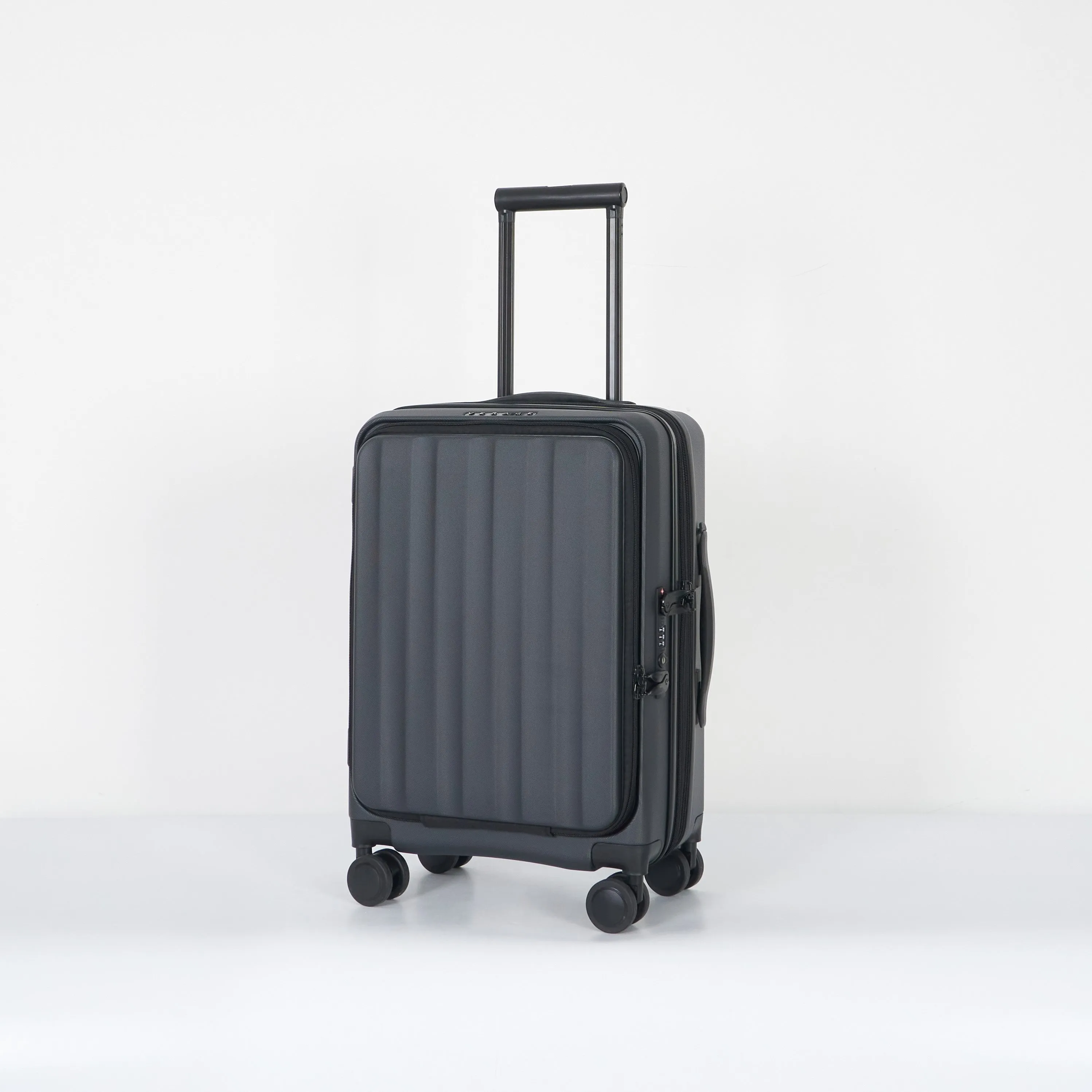 Verage Greenwich II 20" Carry-on Hardside Expandable Spinner Luggage